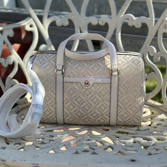 Michael Kors Patterned Women's Bag Set - Picture 2 of 16